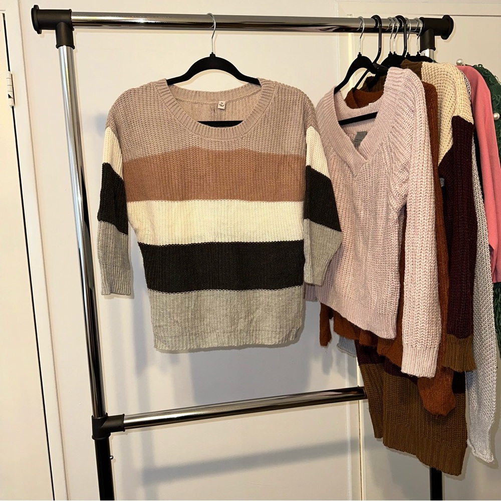 Knitted 3/4 Sleeve Color block Sweater